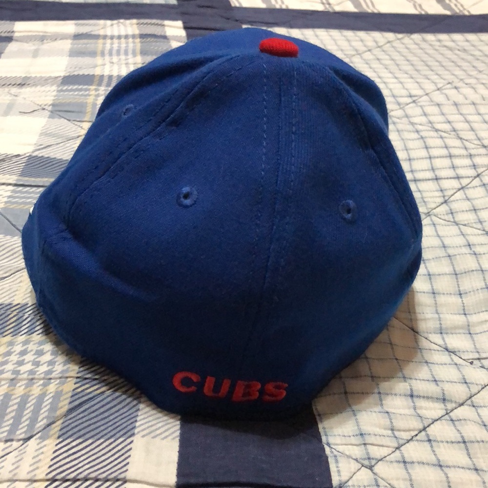 Chicago Cubs Hat - Picture 4 of 15